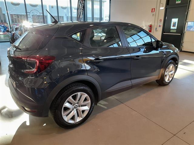 RENAULT Captur 00015855_VO38023184
