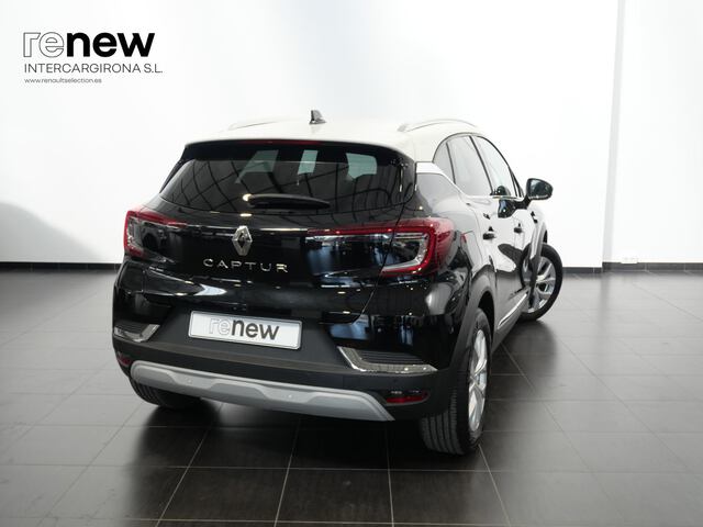 Outside Captur  NEGRO