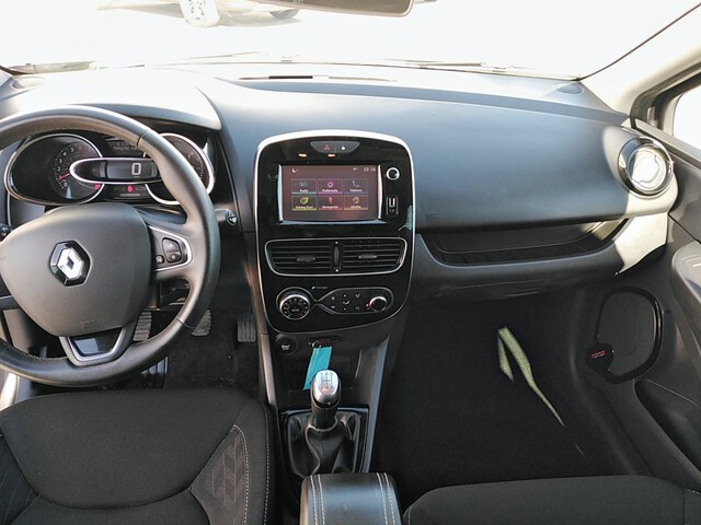 Inside Clio  Gris Titanium