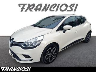RENAULT Clio 00023148_VO38013018