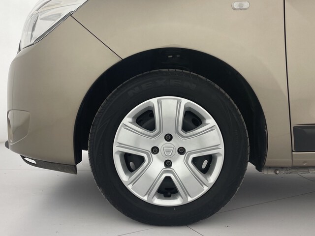 Outside Lodgy Diesel  Beige Duna