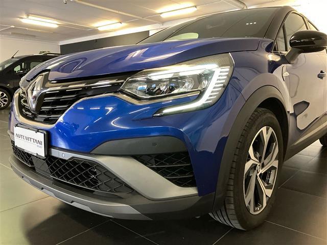 RENAULT Captur 00985270_VO38023207