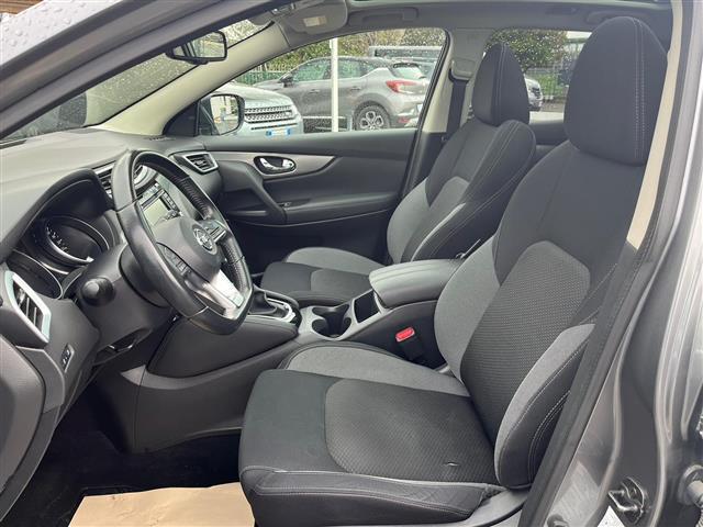 NISSAN Qashqai 02641239_VO38043366