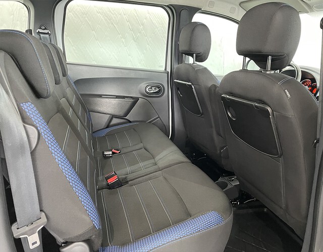 Inside Lodgy Diesel  BLANCO