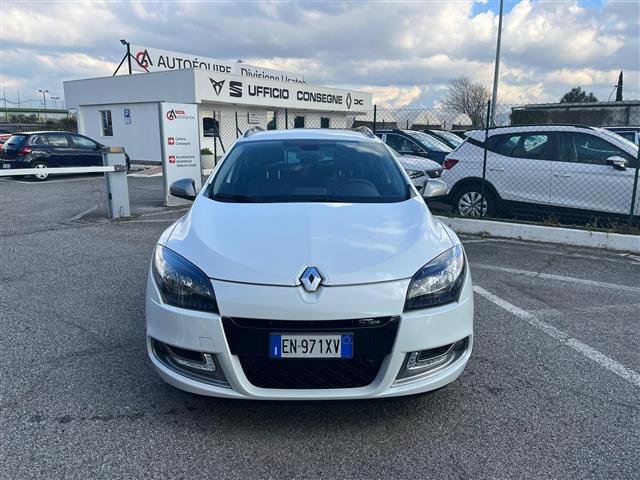 RENAULT Megane 02640701_VO38043366
