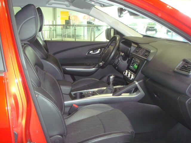 Inside Kadjar  ROJO