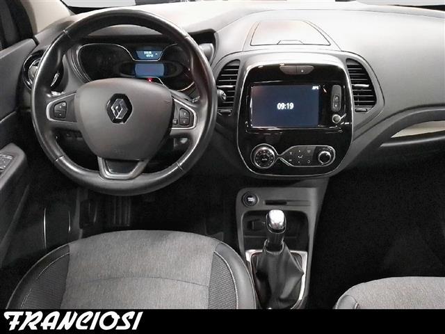 RENAULT Captur 00023553_VO38013018