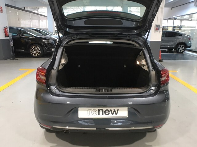 Inside Clio  Gris Titanium