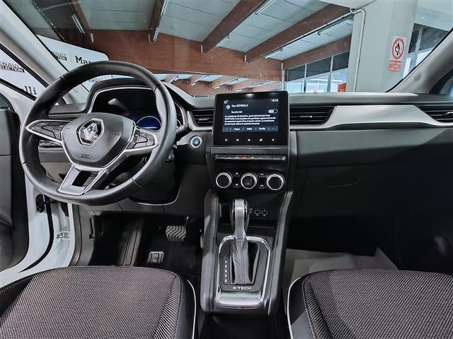 RENAULT Captur 00014600_VO38013022