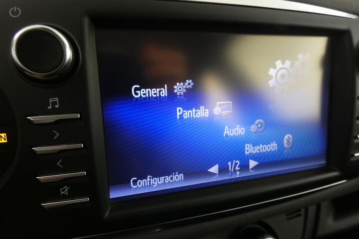 Inside Yaris Híbrido  Blanco Classic