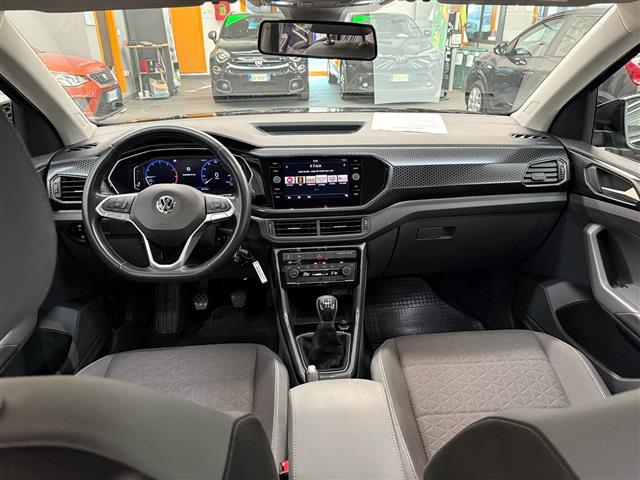 VOLKSWAGEN T Cross 2019 00016136_VO38023184