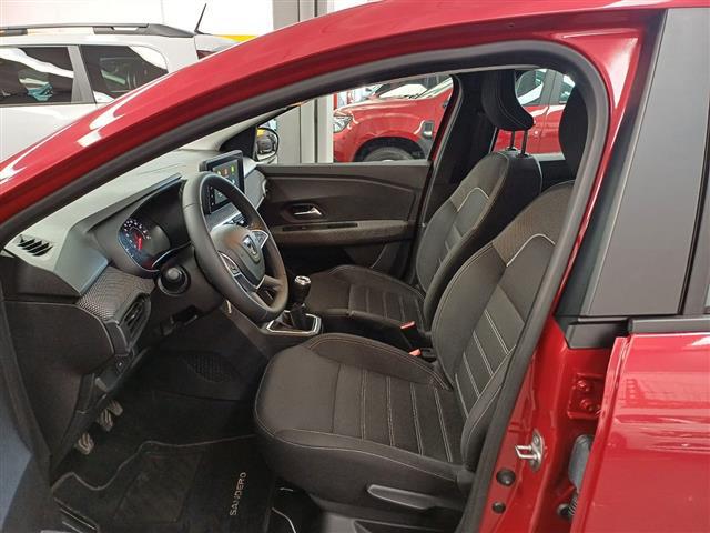 DACIA Sandero 00015682_VO38023184