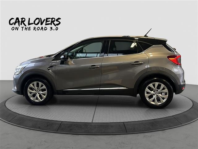 RENAULT Captur 05258071_VO38013034