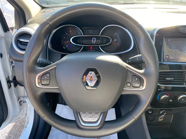 RENAULT Clio Sporter 02640112_VO38043366
