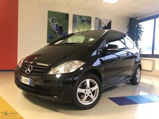 MERCEDES Classe A 00280712_VO38023217