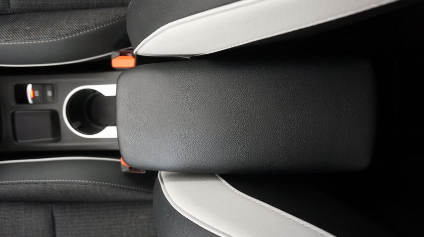 Inside Captur  Negro