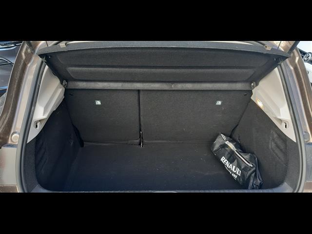 RENAULT Clio V 2019 00006553_VO38033579