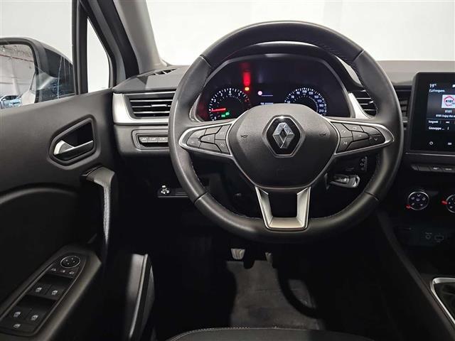 RENAULT Captur 02409076_VO38013170