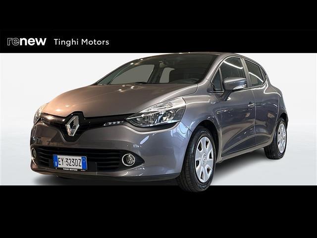 RENAULT Clio 00015991_VO38043670