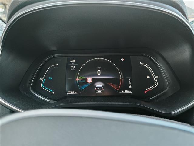 RENAULT Clio 00012968_VO38013022