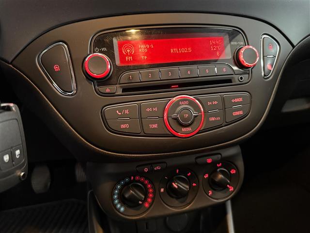 OPEL Corsa 00015418_VO38023184