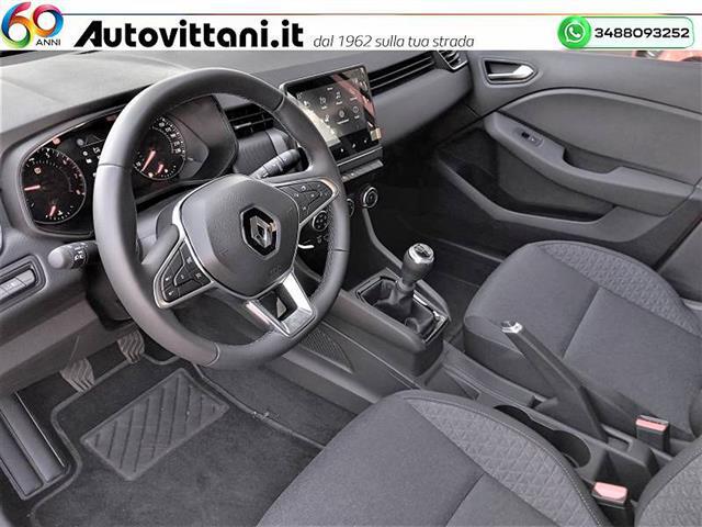 RENAULT Clio 00968039_VO38023207