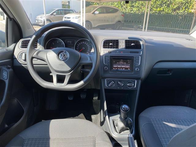VOLKSWAGEN Polo V 2014 02640086_VO38043366
