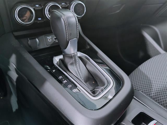 RENAULT Arkana 00014680_VO38013022