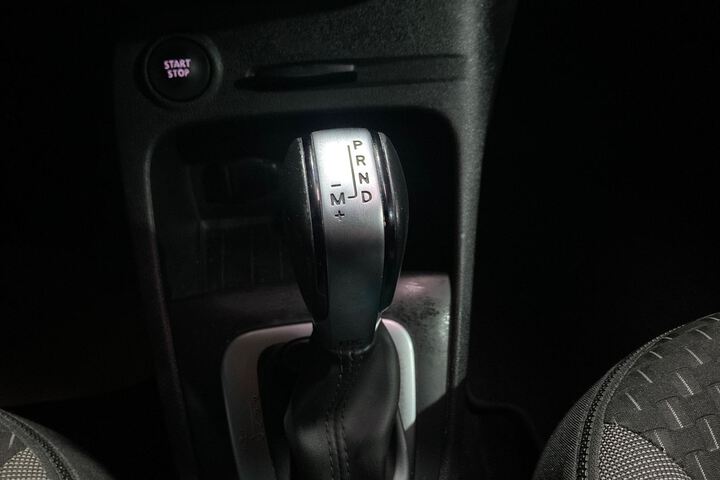 Inside Captur  Blanco Marfil
