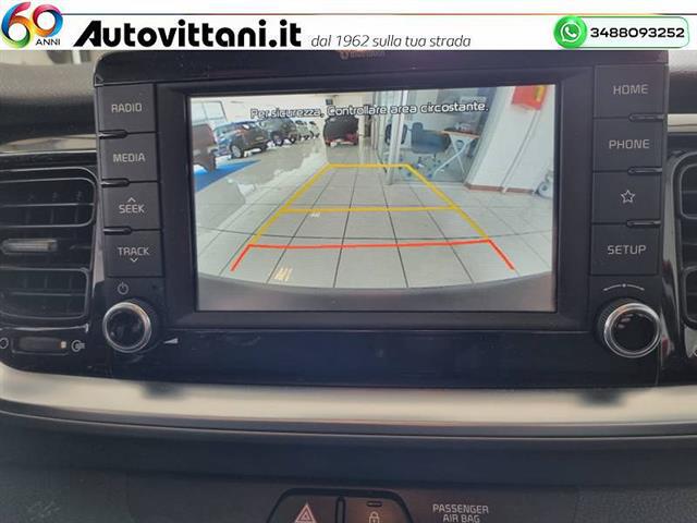 KIA MOTORS Stonic 00963936_VO38023207