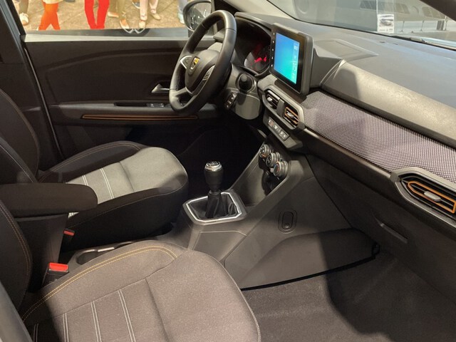 Inside Sandero  Gris Higland