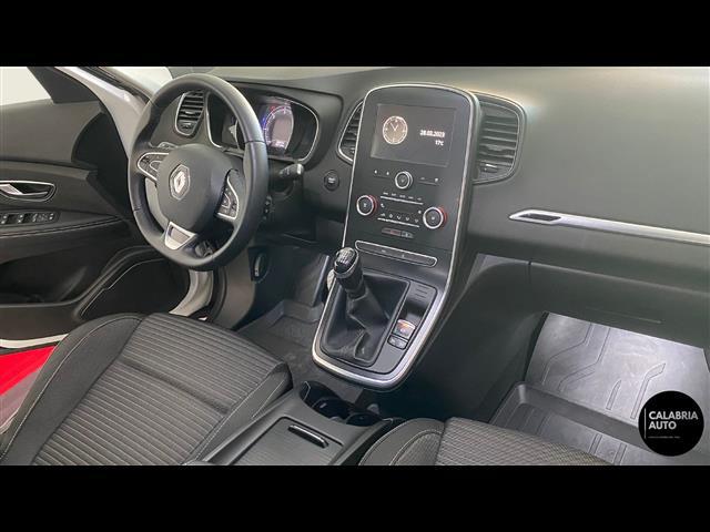 RENAULT Scenic 00006557_VO38033579