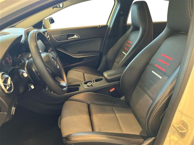 MERCEDES Classe A 00985019_VO38023207