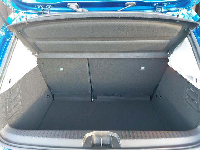 Außenausstattung Clio Iron-Blau            blau