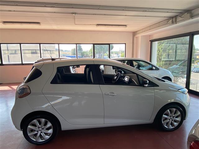 RENAULT ZOE 10031564_VO38013447