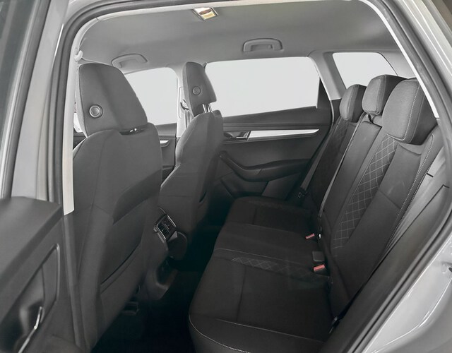 Inside Karoq  Gris acero