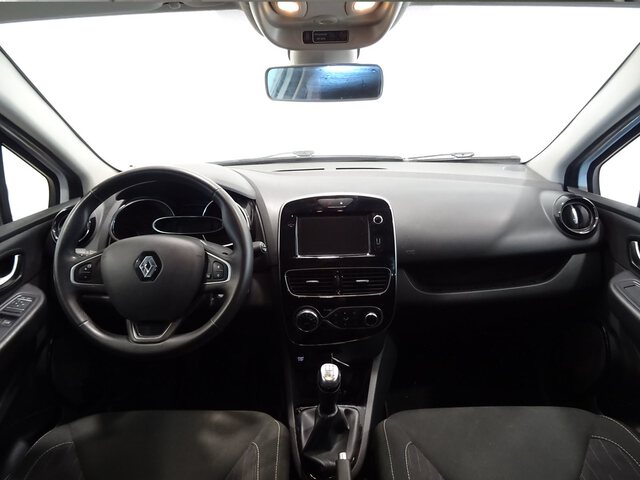 Inside Clio Sport Tourer  Blanco Marfil