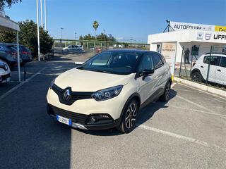 RENAULT Captur I 2013 02352321_VO38043366