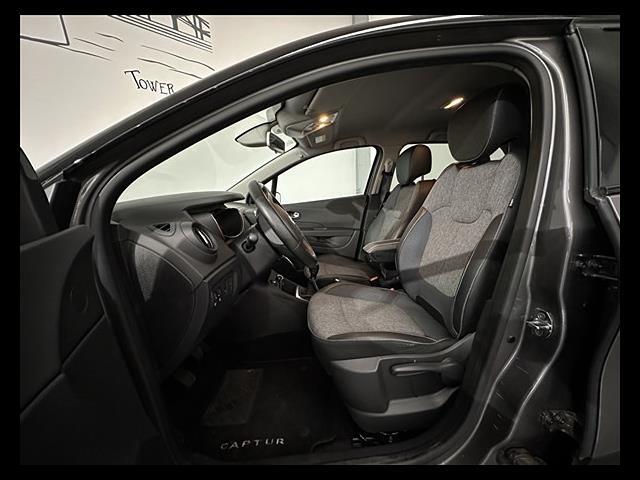 RENAULT Captur 00012359_VO38023184