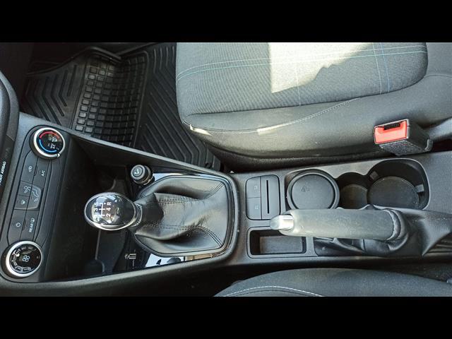 FORD Fiesta 00024292_VO38013404