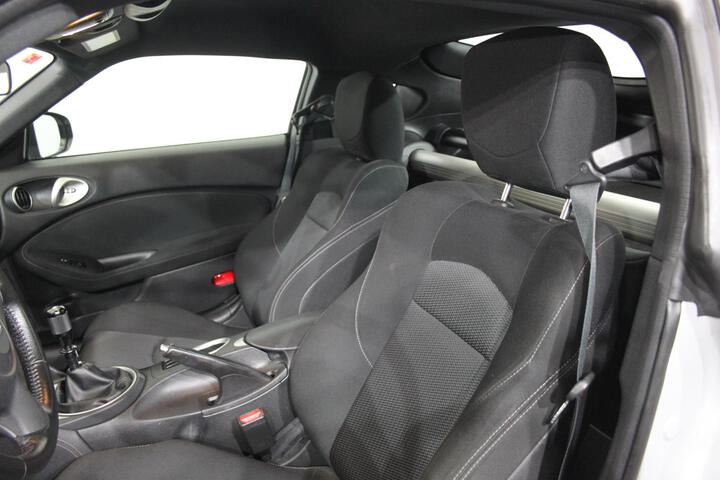 Inside 370Z  GRIS