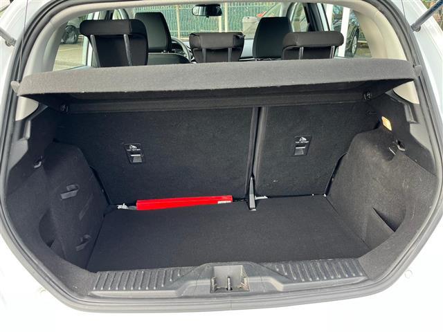 FORD Fiesta VII 2017 3p 02640971_VO38043366