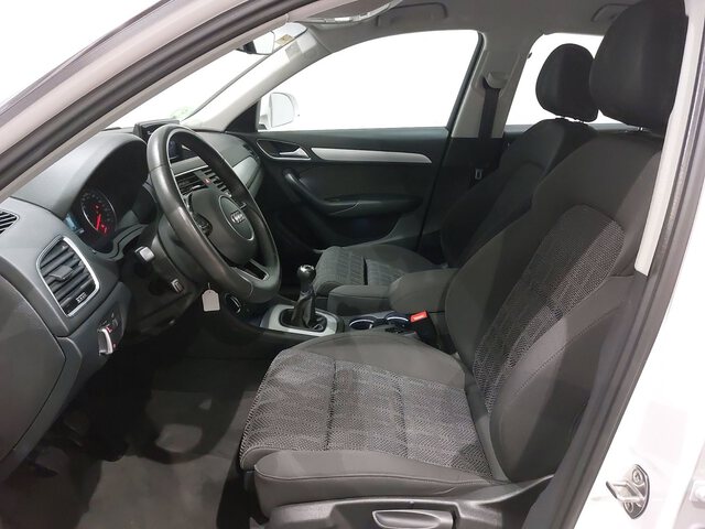 Inside Q3 Diesel  Blanco