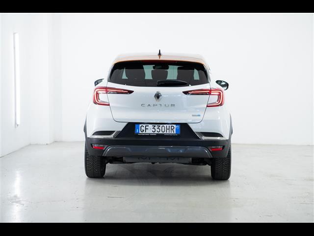 RENAULT Captur 40001609_VO38053400