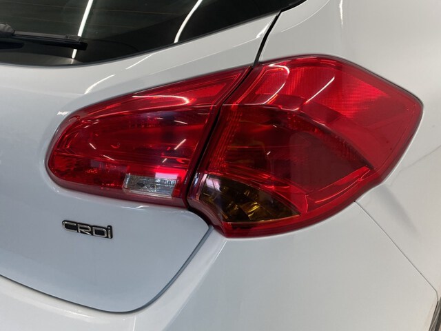Inside Cee'd Diesel  Cassa White
