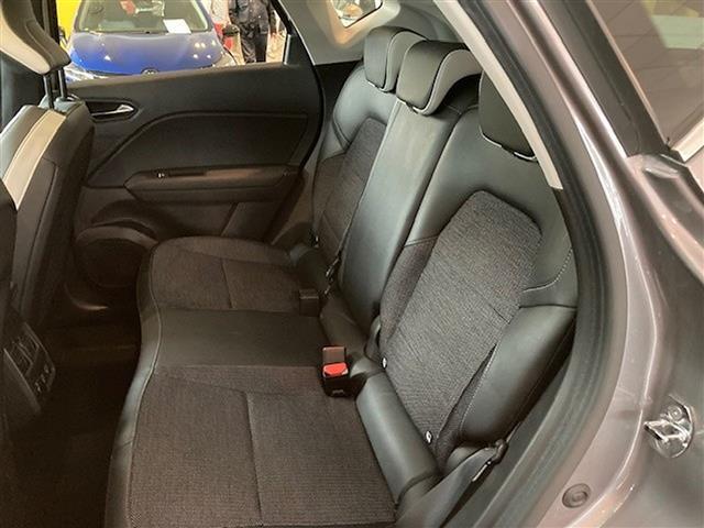 RENAULT Captur 00015751_VO38023184