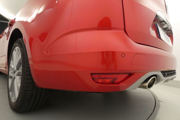 Inside Mégane Sport Tourer Diesel  Rojo Deseo
