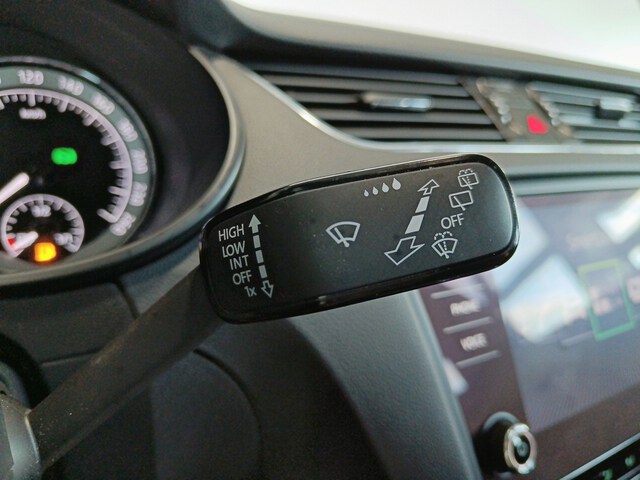 Inside Octavia Combi  Negro Mágico ef. pe