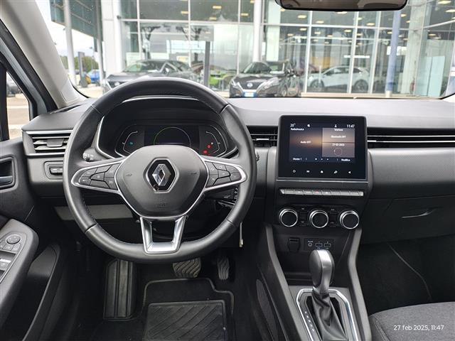 RENAULT Clio 00964689_VO38013353