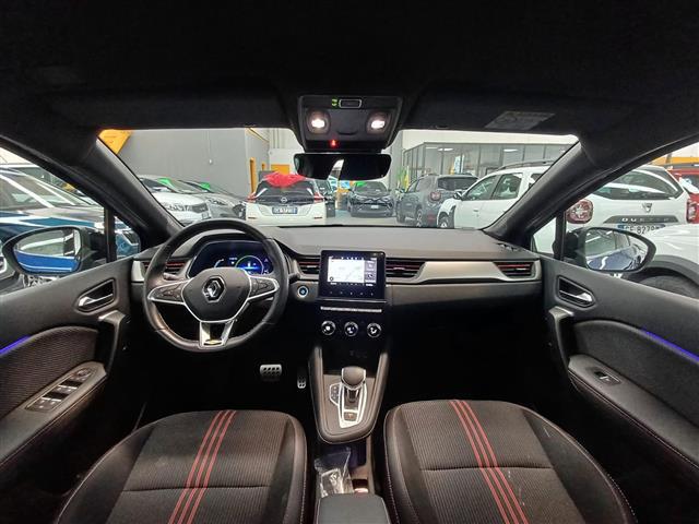 RENAULT Captur 00016026_VO38023184